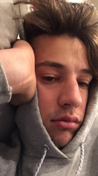 Cameron Dallas : cameron-dallas-1544494562.jpg