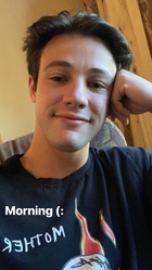 Cameron Dallas : cameron-dallas-1559768761.jpg