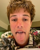 Cameron Dallas : cameron-dallas-1583059502.jpg