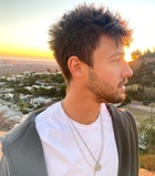 Cameron Dallas : cameron-dallas-1606783501.jpg