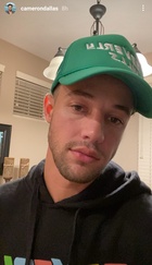 Cameron Dallas : cameron-dallas-1609967096.jpg