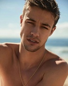 Cameron Dallas : cameron-dallas-1661160353.jpg