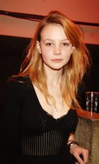 Carey Mulligan : careymulligan_1287358711.jpg