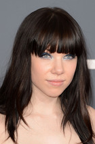 Carly Rae Jepsen : carly-rae-jepsen-1366865638.jpg