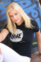 Carly Schroeder : carlyschroeder_1280857279.jpg