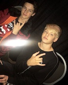 Carson Lueders : TI4U1521913620.jpg