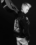 Carson Lueders : carson-lueders-1514881393.jpg