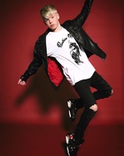 Carson Lueders : carson-lueders-1525024220.jpg