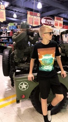 Carson Lueders : carson-lueders-1532471123.jpg