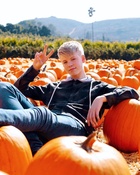 Carson Lueders : carson-lueders-1541017034.jpg