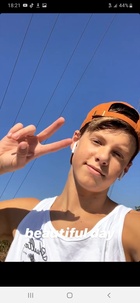 Carson Lueders : carson-lueders-1565566749.jpg