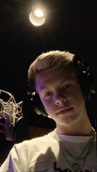 Carson Lueders : carson-lueders-1572020684.jpg