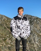 Carson Lueders : carson-lueders-1578081187.jpg