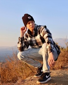 Carson Lueders : carson-lueders-1608338695.jpg