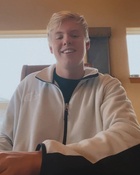 Carson Lueders : carson-lueders-1638230551.jpg