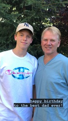 Carson Lueders : carson-lueders-1650579015.jpg