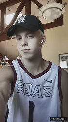 Carson Lueders : carson-lueders-1658446787.jpg