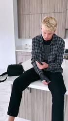 Carson Lueders : carson-lueders-1685148718.jpg