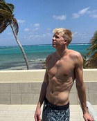 Carson Lueders : carson-lueders-1714345688.jpg