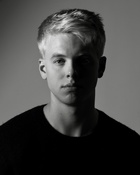 Carson Lueders : carson-lueders-1732817021.jpg