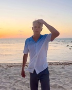 Carson Lueders : carson-lueders-1736030768.jpg