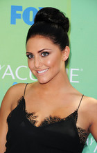 Cassie Scerbo : cassie-scerbo-1313456664.jpg