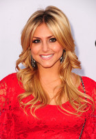 Cassie Scerbo : cassie-scerbo-1336291449.jpg