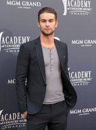 Chace Crawford : chacecrawford_1304903779.jpg