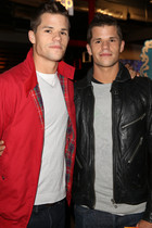 Charles & Max Carver : charles--max-carver-1398457326.jpg