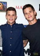 Charles & Max Carver : charles--max-carver-1411000894.jpg