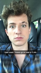 Charlie Puth : charlie-puth-1466202961.jpg