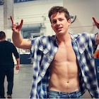 Charlie Puth : charlie-puth-1503353933.jpg