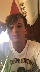 Charlie Puth : charlie-puth-1526677561.jpg