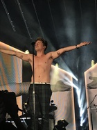 Charlie Puth : charlie-puth-1532305202.jpg