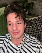 Charlie Puth : charlie-puth-1674957782.jpg