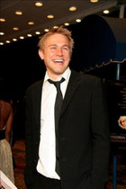 Charlie Hunnam : charlie-hunnam-1333571953.jpg