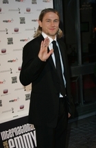 Charlie Hunnam : charlie-hunnam-1333759726.jpg