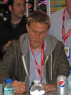 Charlie Hunnam : charlie-hunnam-1335807412.jpg