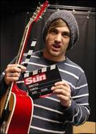 Charlie Simpson : charliesimpson_1263312480.jpg