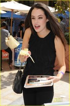 Chloe Bridges : chloebridges_1276030016.jpg