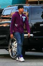 Chris Brown : chris_brown_1213569500.jpg