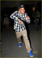 Chris Brown : chris_brown_1300286727.jpg