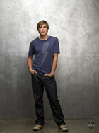 Chris Lowell : chris_lowell_1214326246.jpg