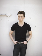 Chris Colfer : chris-colfer-1425666254.jpg