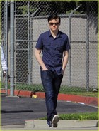 Chris Colfer : chriscolfer_1271493726.jpg