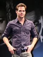 Chris Pine : chris-pine-1360641948.jpg