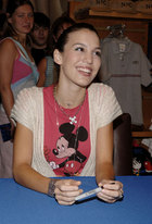 Christy Carlson Romano : christy-carlson-romano-1320710718.jpg