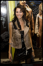 Christy Carlson Romano : christycarlsonromano_1271794050.jpg