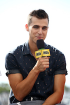 Cody Linley : cody-linley-1470239152.jpg