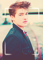 Cody Christian : cody-christian-1460771274.jpg